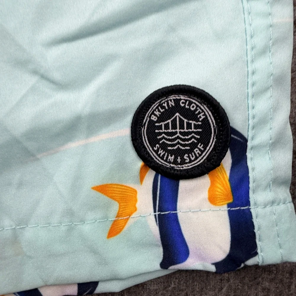 Brooklyn‎ Cloth Kent Ave Volley Swim Trunks Mens Small Light Blue Tropical Fish